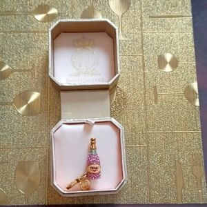 Champagne bottle charm